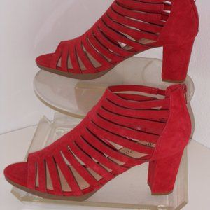 BELLA VISTA RED GENUINE SUEDE SANDALS SIZE 11 MEDIUM